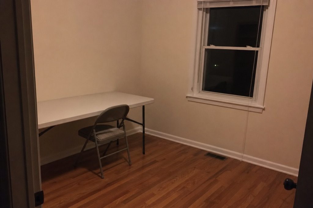 A real home office, before HomeGlow's Creative studio redesign